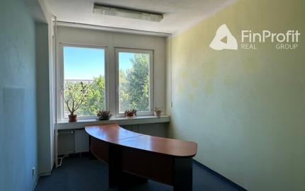 Kancelária s bezplatným parkovaním na prenájom - 54 m2, Rybničná ul.