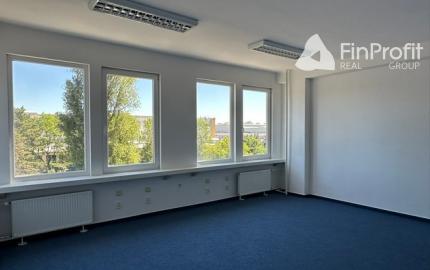 Kancelária s bezplatným parkovaním na prenájom - 72 m2, Rybničná ul.