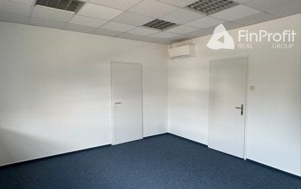 Kancelárie v centre mesta na prenájom - od 20 m2, ul. Námestie SNP.