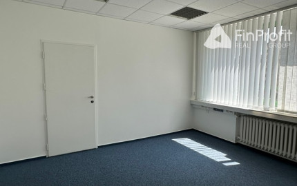 Kancelárie v centre mesta na prenájom - od 20 m2, ul. Námestie SNP.