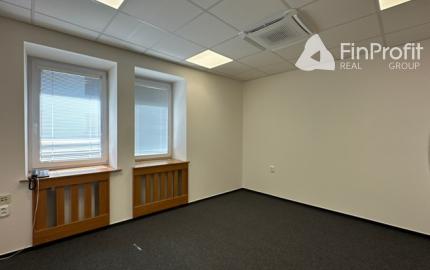 Príjemné administratívne priestory na prenájom - od 16 m2, Miletičova ul.