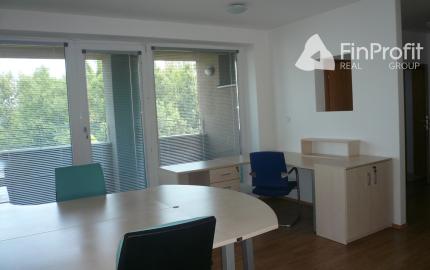 Reprezentatívny kancelársky priestor – 54 m², Bajkalská ul.