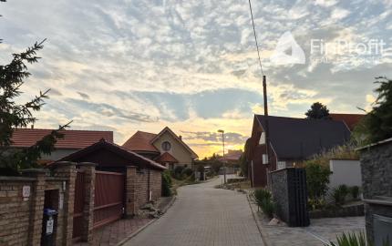 Predám stavebný pozemok Nitra - Zobor.