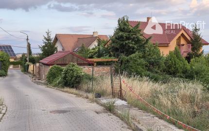 Predám stavebný pozemok Nitra - Zobor.