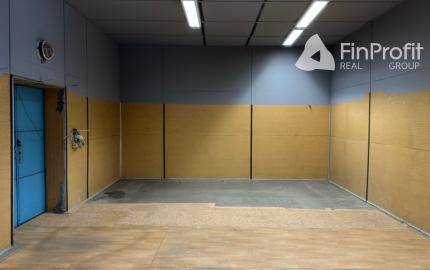 Skladový priestor na prenájom - 55 m2, Bojnická ul.