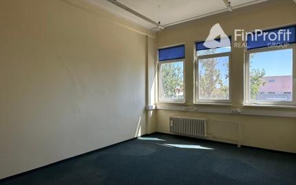 Kancelárske priestory na prenájom – od 15 m², Bojnická ul.