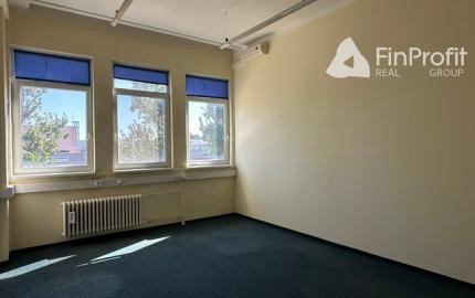 Kancelárske priestory na prenájom – od 15 m², Bojnická ul.
