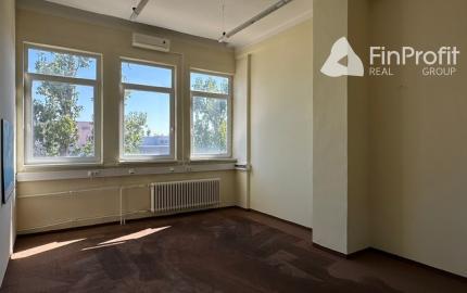 Kancelárske priestory na prenájom – od 15 m², Bojnická ul.