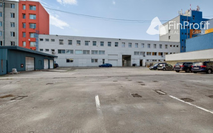 Obchodno-skladový priestor na prenájom - 246 m2, Vajnorská ul.