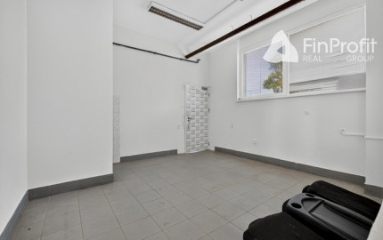 Obchodno-skladový priestor na prenájom - 246 m2, Vajnorská ul.