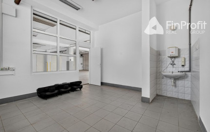 Obchodno-skladový priestor na prenájom - 246 m2, Vajnorská ul.