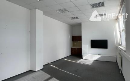 Skladovo-administratívny priestor na prenájom – 177 m², Račianska ul.