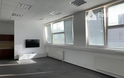 Skladovo-administratívny priestor na prenájom – 177 m², Račianska ul.