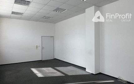 Skladovo-administratívny priestor na prenájom – 177 m², Račianska ul.