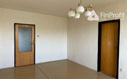 3-izbový byt v pôvodnom stave, lodžia, pivnica - 69 m2, ul. Mamateyova