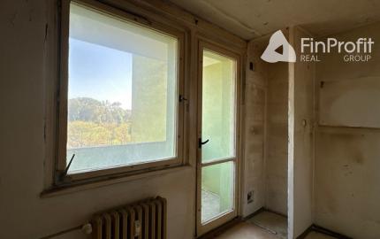 3-izbový byt v pôvodnom stave, lodžia, pivnica - 69 m2, ul. Mamateyova