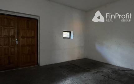 Priestor s montážnou jamou - 240 m2, Púchovská ul.