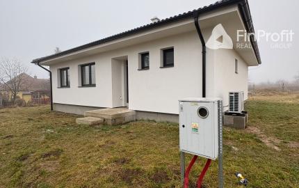 NOVOSTAVBA 4-IZBOVÉHO DOMU, POZEMOK 641 m²