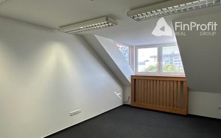 Podkrovné administratívne priestory  – 186,9 m², Miletičova ul.