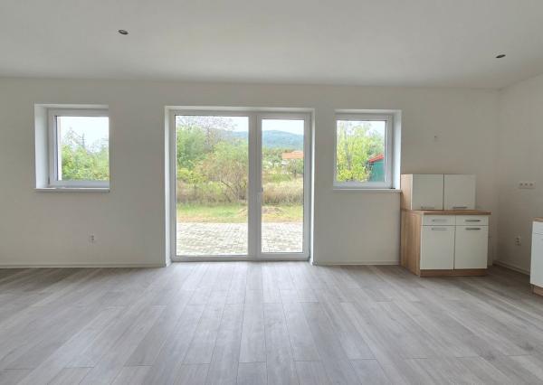 Na predaj novostavba RD bungalov Nitra - Nitrianske Hrnčiarovce