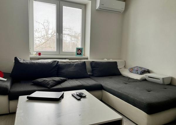 2 izbový byt v centre Nitry pri parku (tehlová bytovka)