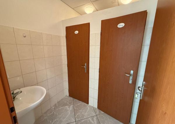 Univerzávny priestor na prenájom pre kanceláriu aj služby v centre mesta – 113 m²