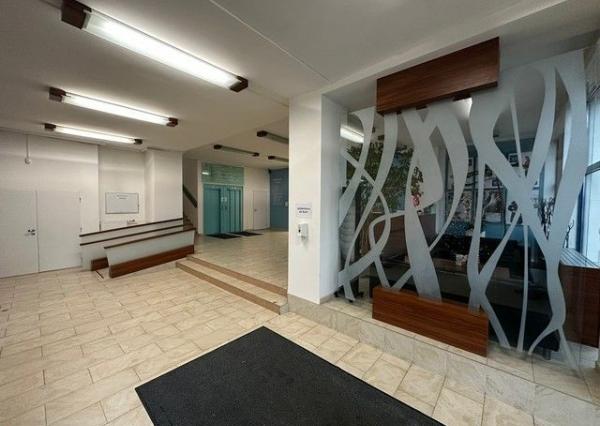 Kancelárske priestory s umývadlom na prenájom - od 18 m2, Bojnická ul.