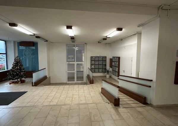 Kancelárske priestory s umývadlom na prenájom - od 18 m2, Bojnická ul.