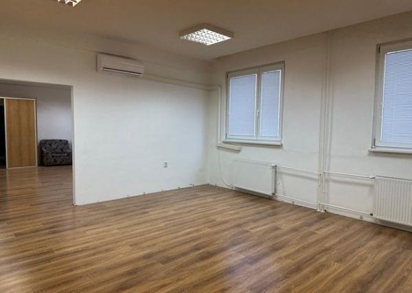 Administratívne priestory na prenájom - 15 m2, 36 m2, 66 m2, Galvaniho ul.