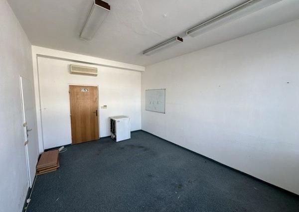 Kancelárie v nižšom štandarde - rôzne výmery, Kukučínova ul.