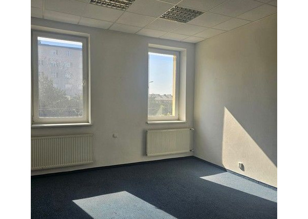Kancelárie v administratívnej časti Hotela Saffron na prenájom - od 20 m2, Radlinského ul.
