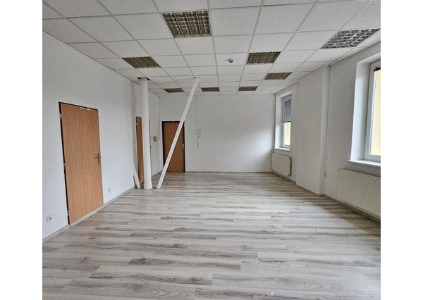 Kancelárie v administratívnej časti Hotela Saffron na prenájom - od 20 m2, Radlinského ul.