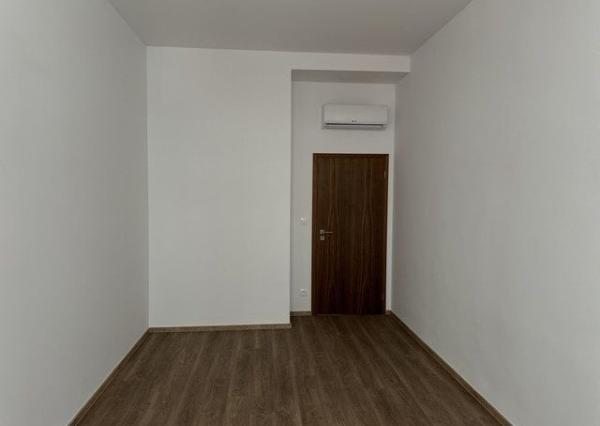 Kompletne zrekonštruovaný, klimatizovaný 4i byt na predaj - 102 m2, v Starom meste.