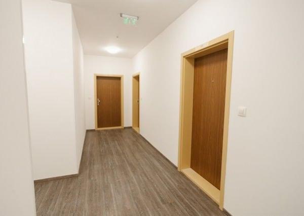 Kompletne zrekonštruovaný, klimatizovaný 4i byt na predaj - 102 m2, v Starom meste.