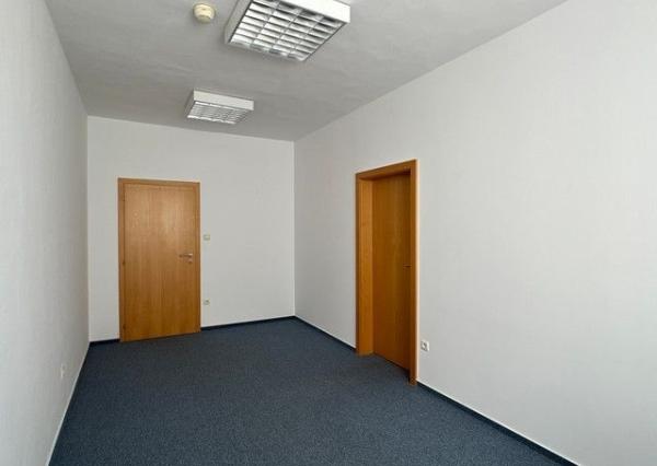 Reprezentatívny kancelársky priestor na prenájom – 132 m², Košická ulica.