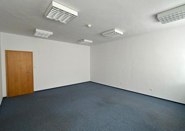 Reprezentatívny kancelársky priestor na prenájom – 132 m², Košická ulica.
