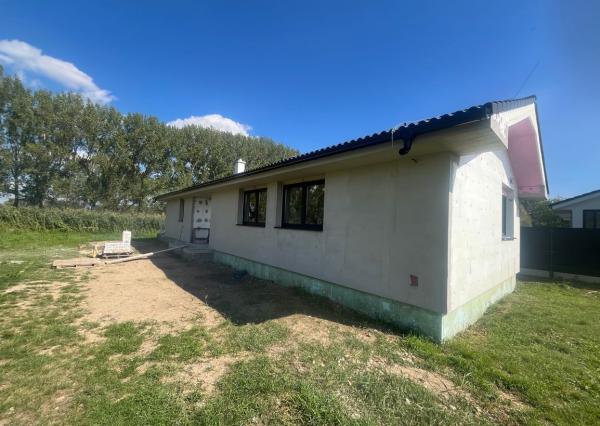 NOVOSTAVBA ZBEHY-POSLEDNÝ VOLNÝ REZERVOVANÉ