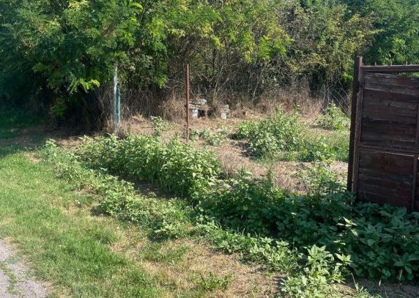 Pozemok pre rodinný dom – Telince (1037 m²) – 29 990 €