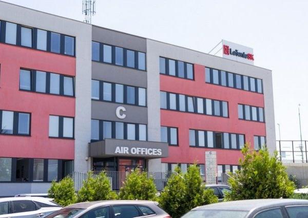 Kancelárske priestory na prenájom - od 12 m2, Pestovateľská ul. Možnosť kúpy.