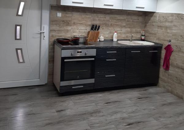 Novozrekonštruovaný 5-izbový rodinný dom – Jacovce, len 3 km od Topoľčian