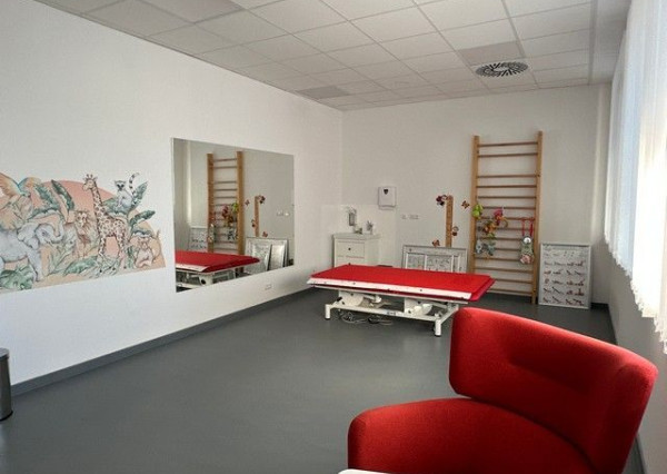 Priestory pre šport a fyzioterapiu na prenájom - 106 m2 a 112 m2, OBC Tomášikova