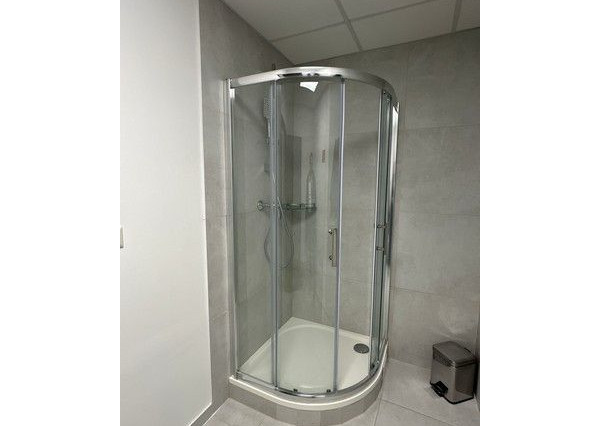 Priestory pre šport a fyzioterapiu na prenájom - 106 m2 a 112 m2, OBC Tomášikova