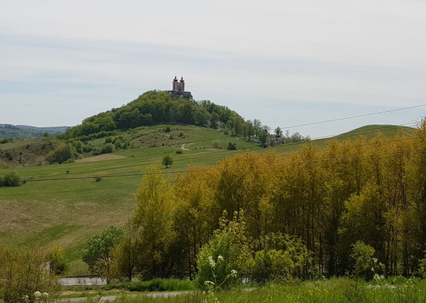 Predám pozemok vo Vyhniach + stavebné povolenie na chatu.