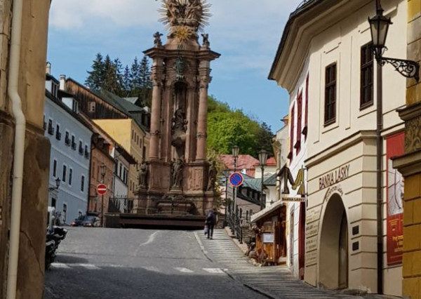 Predám pozemok vo Vyhniach + stavebné povolenie na chatu.