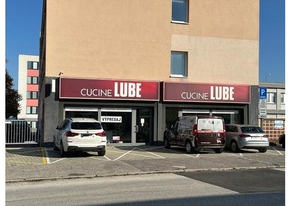 Investičná príležitosť - obchodný priestor s nájomníkom na predaj - 276 m2, Pestovateľská ul.