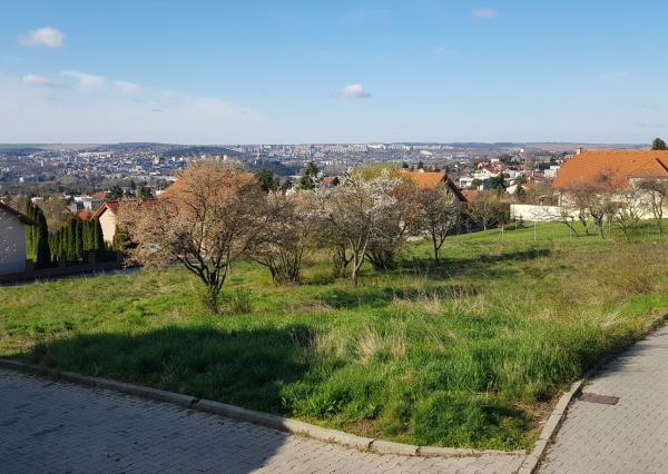 Predám 10á pozemok - Nitra, Zobor.