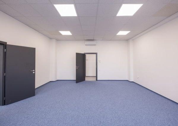 Kancelárske priestory na prenájom s možnosťou kúpy - od 10 m2, Vajnorská ul.