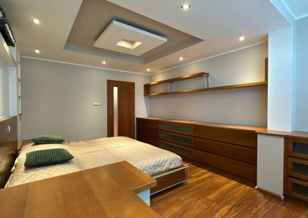 Útulný, zrekonštruovaný a klimatizovaný 2i byt s pivnicou na prenájom - 76 m2, Teplická ul.