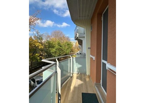 Útulný, zrekonštruovaný a klimatizovaný 2i byt s pivnicou na prenájom - 76 m2, Teplická ul.