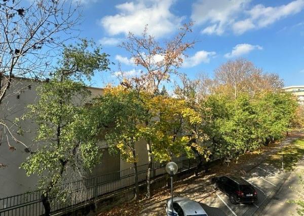 Útulný, zrekonštruovaný a klimatizovaný 2i byt s pivnicou na prenájom - 76 m2, Teplická ul.